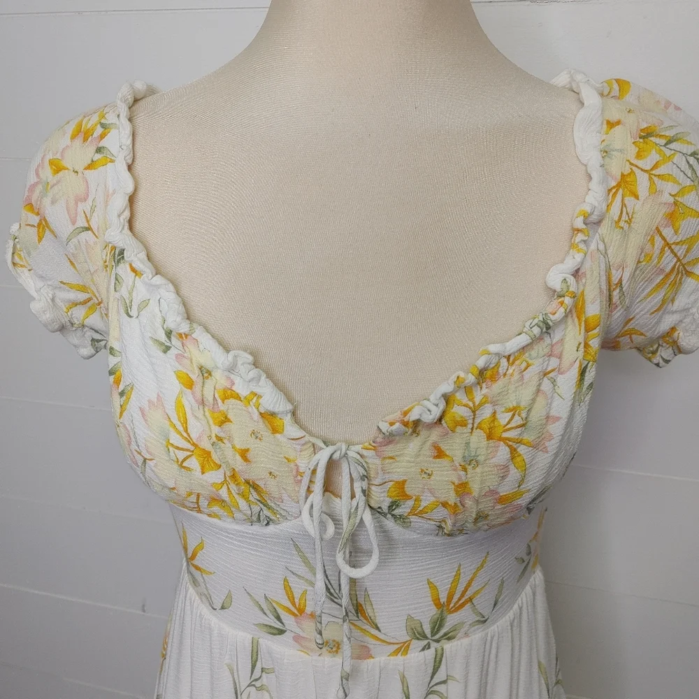 Urban Outfitters Kiss The Sky Verseilles Dress M - Picture 5 of 15